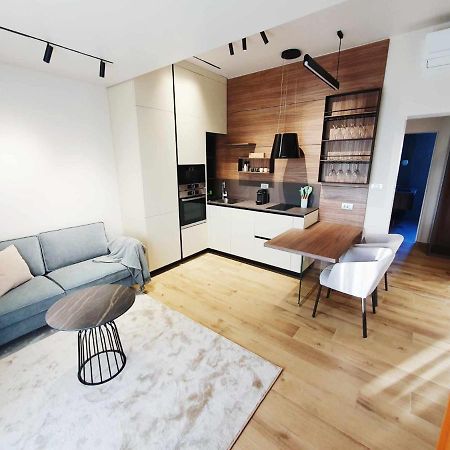 New Ana Design City Center Apartments Pula Exterior foto