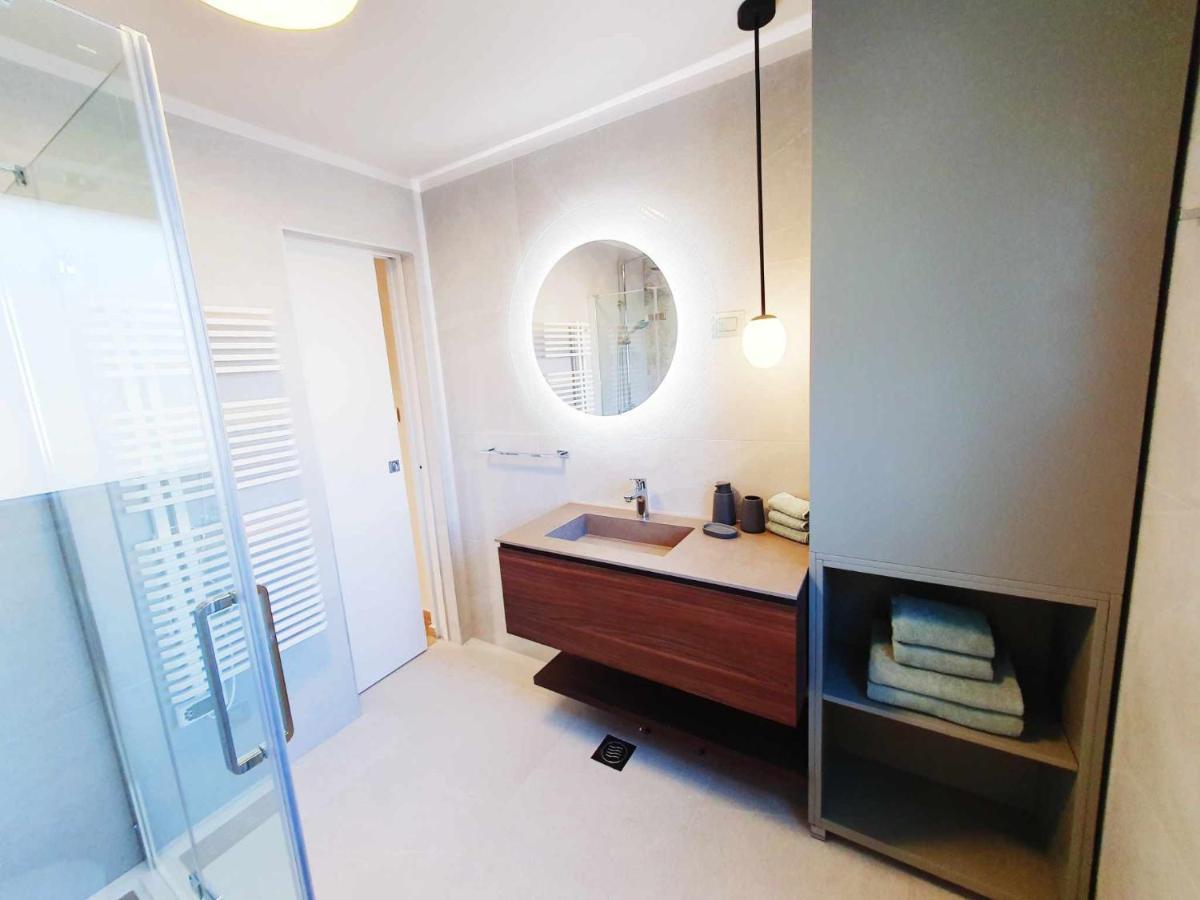 New Ana Design City Center Apartments Pula Exterior foto